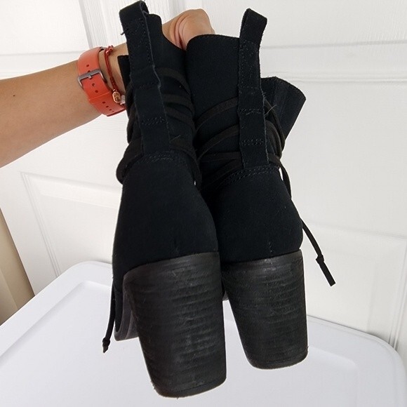 Toms Ankle Boots Mila Bootie Black Suede Leather Heel Slip On Ankle Strap Sz 8 - Picture 4 of 11